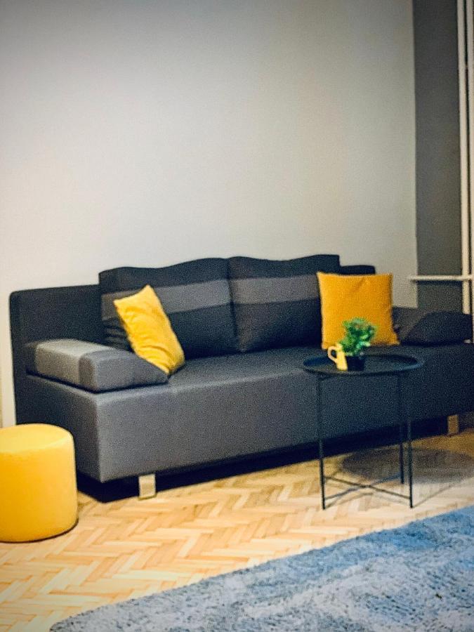 Hostel Sova Нови Сад Екстериор снимка