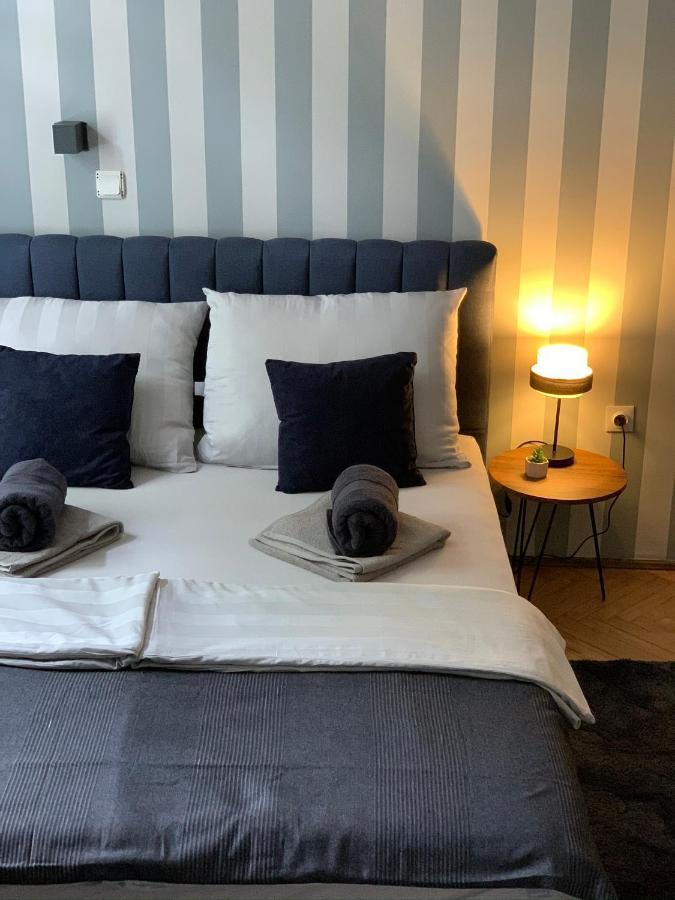 Hostel Sova Нови Сад Екстериор снимка